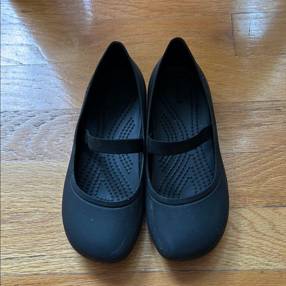 Crocs flats